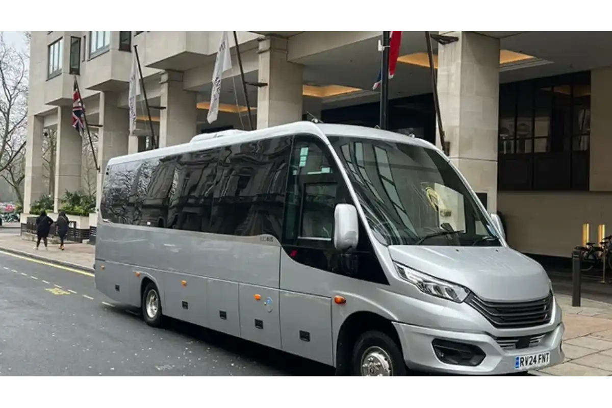 Mercedes Benz 30 seats Citaro for rent